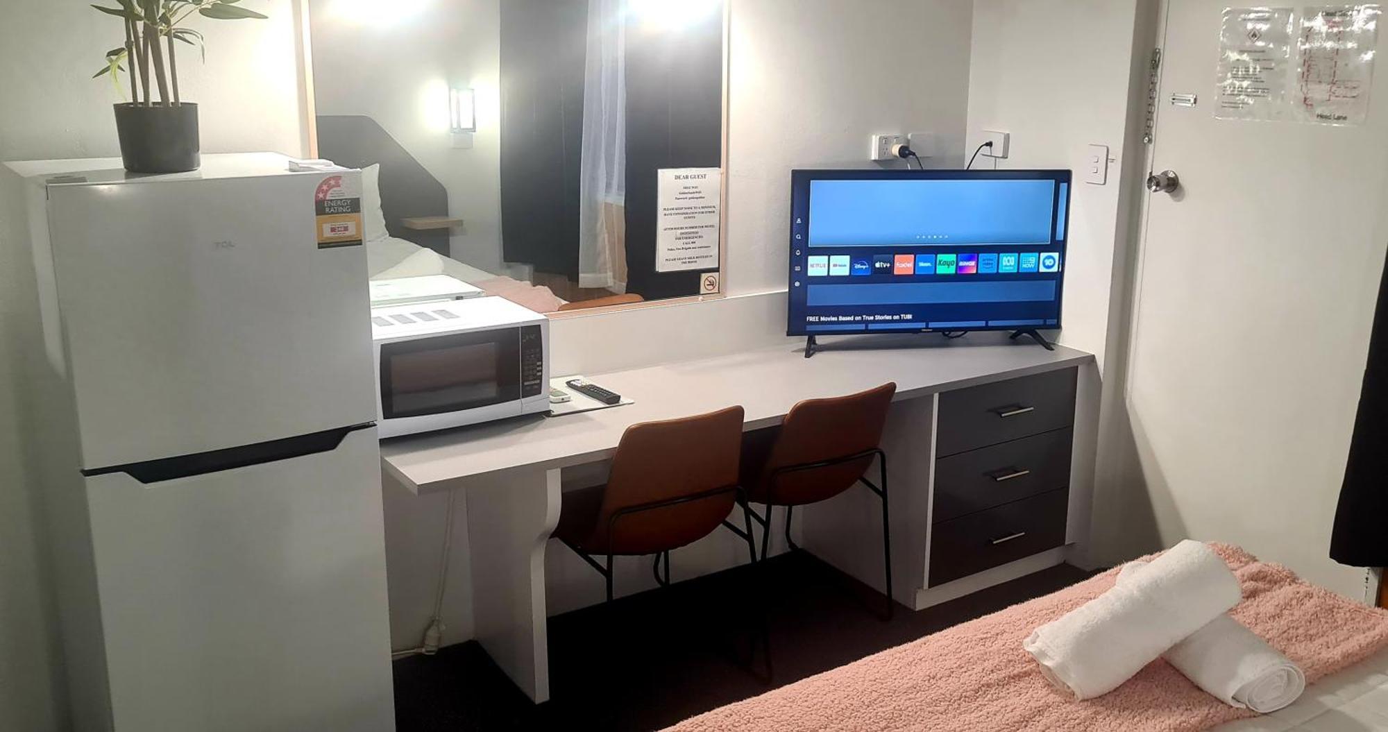 Golden Sands Motor Inn Форстер Екстер'єр фото