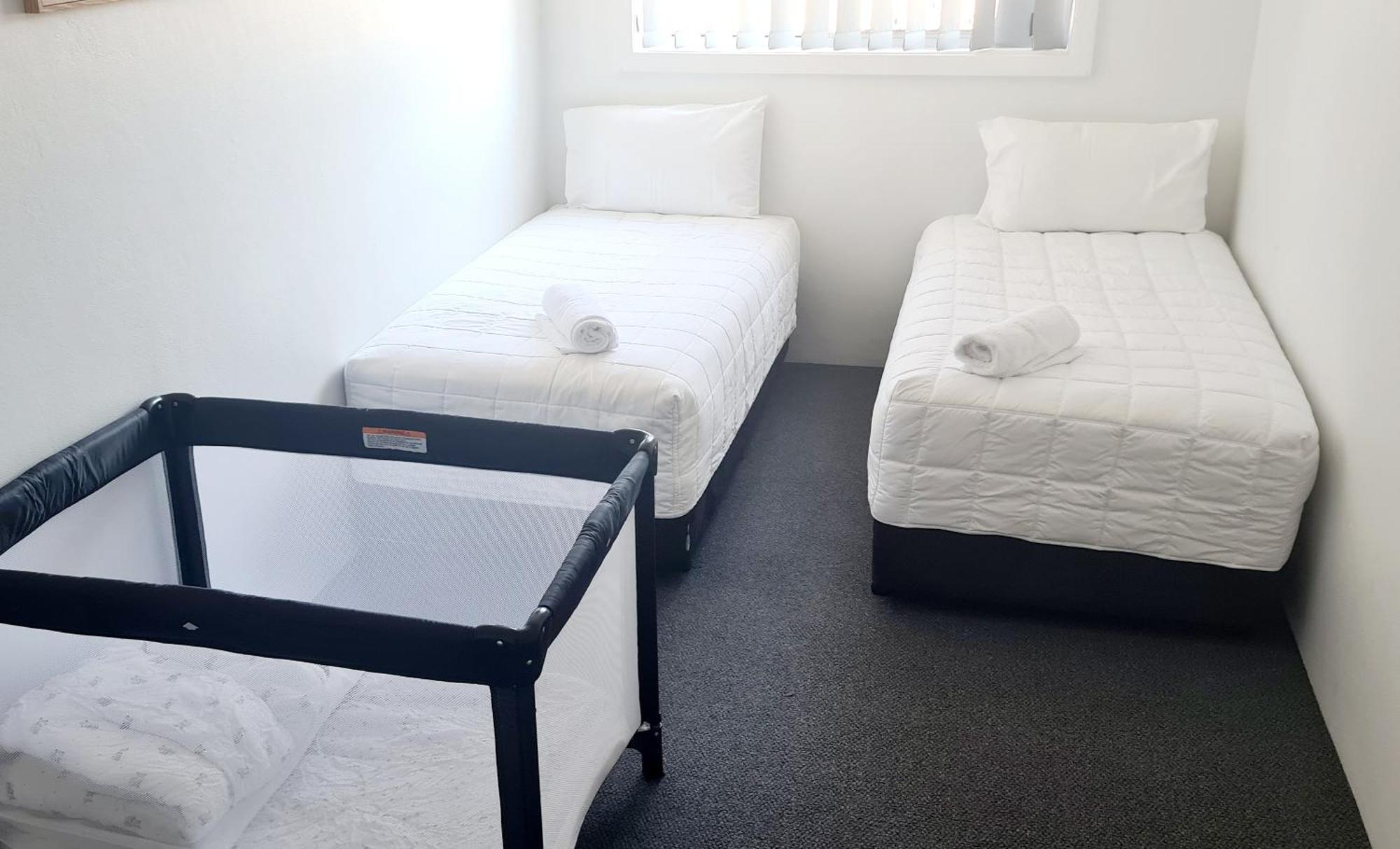 Golden Sands Motor Inn Форстер Екстер'єр фото