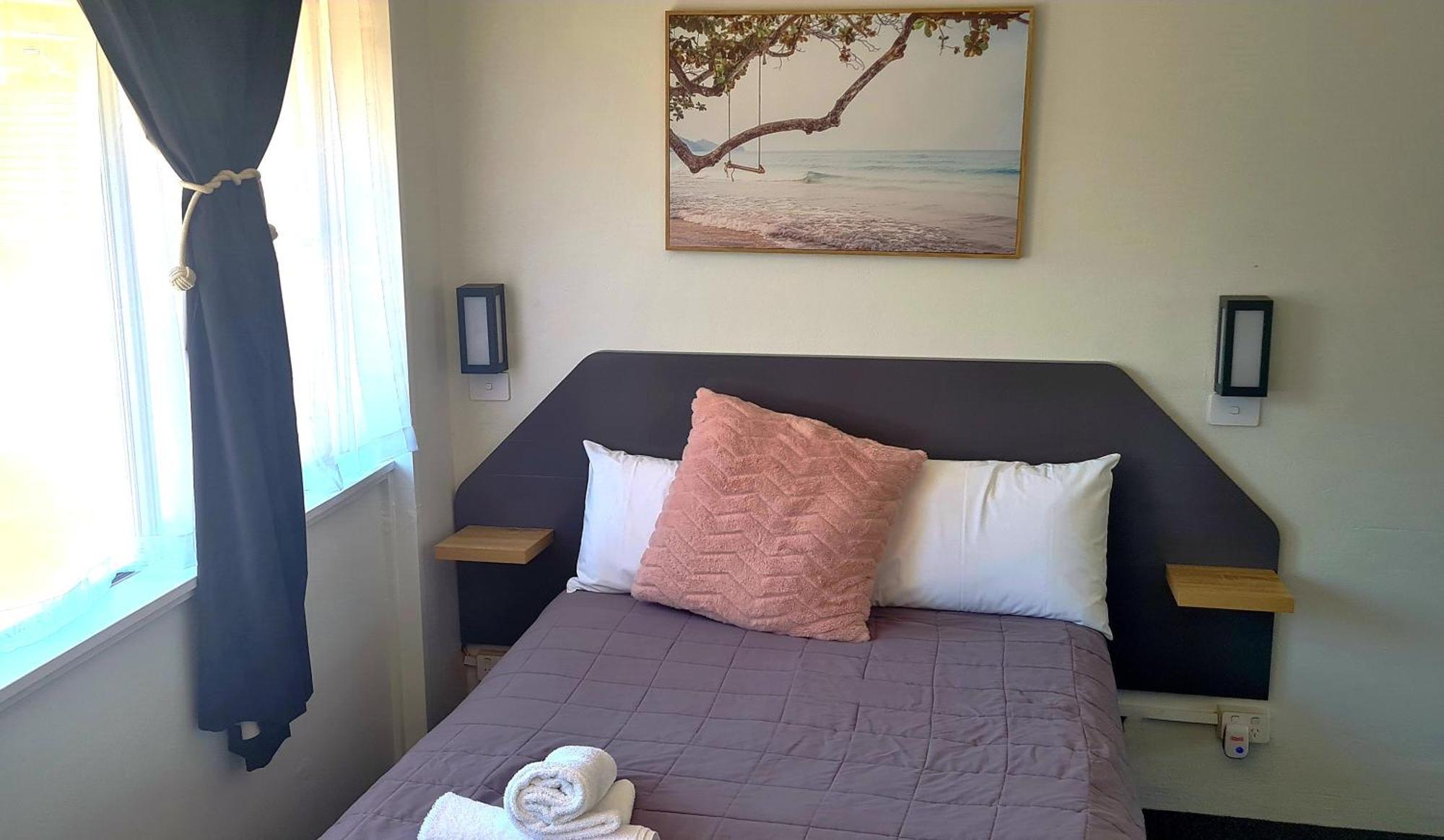 Golden Sands Motor Inn Форстер Екстер'єр фото