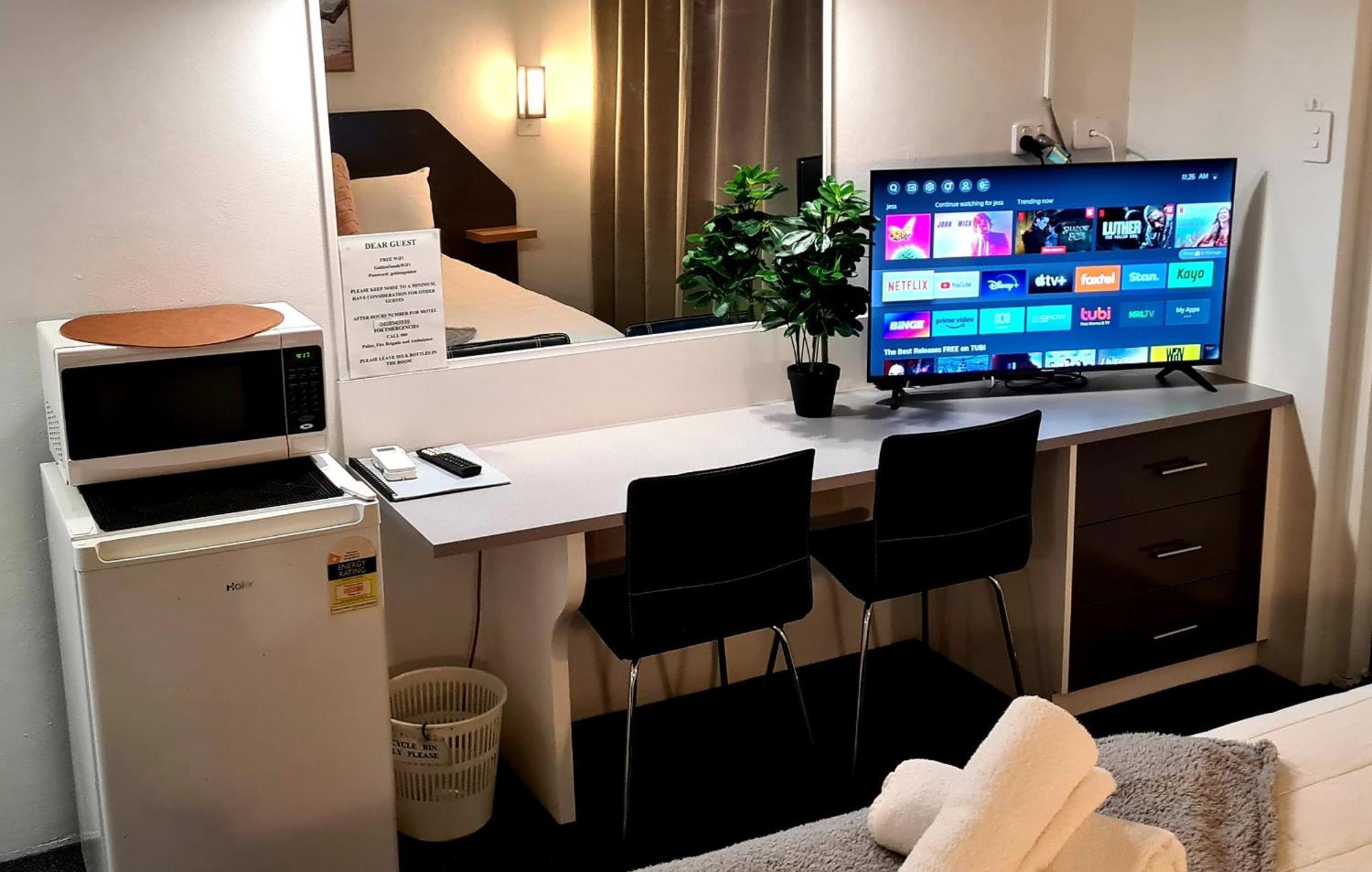 Golden Sands Motor Inn Форстер Екстер'єр фото