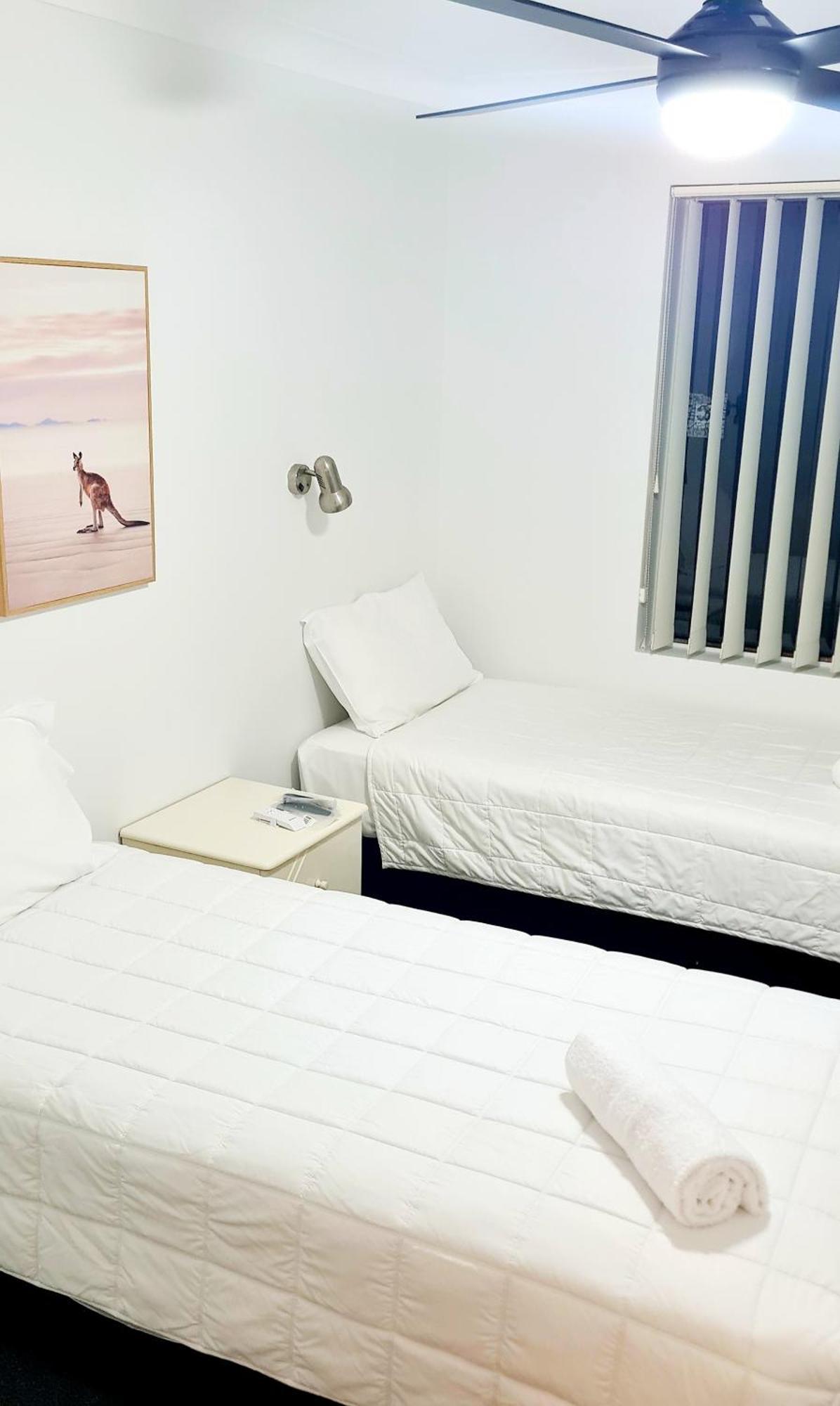 Golden Sands Motor Inn Форстер Екстер'єр фото