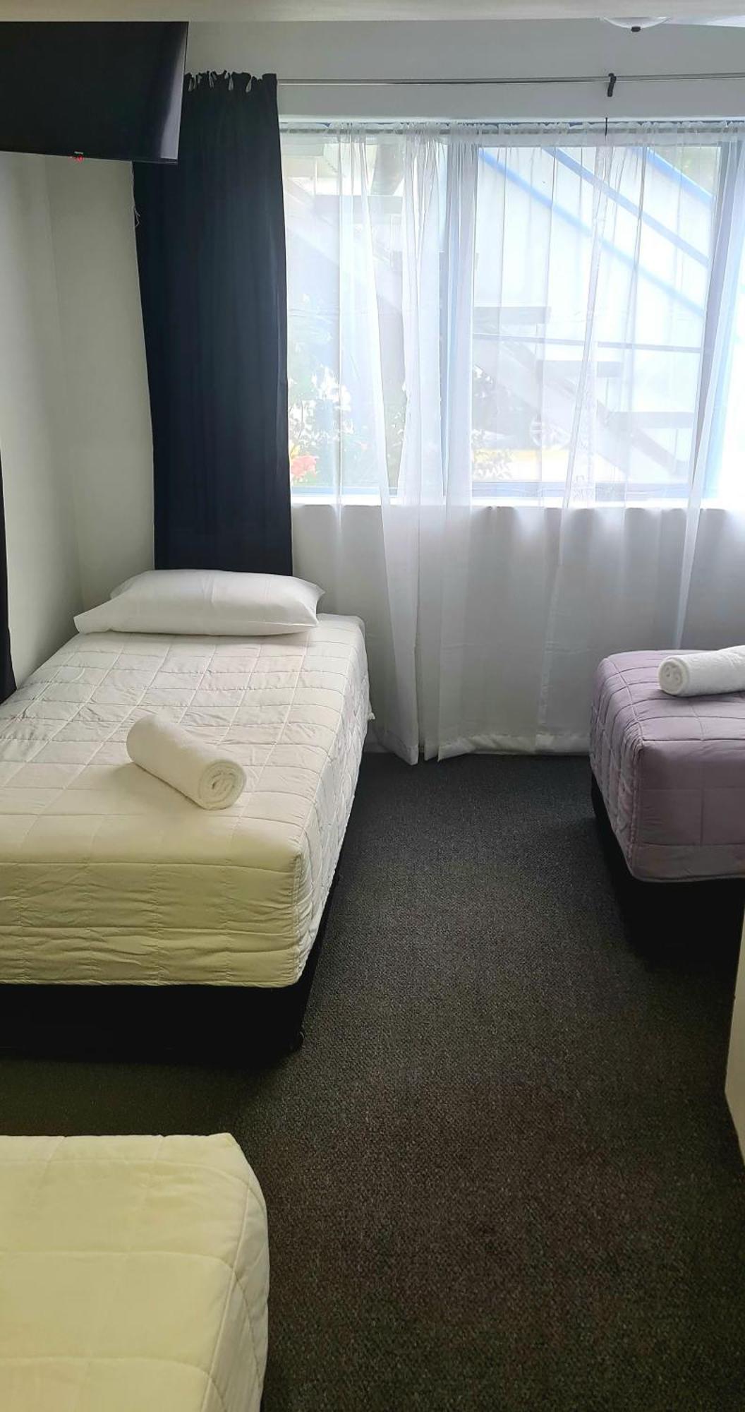 Golden Sands Motor Inn Форстер Екстер'єр фото